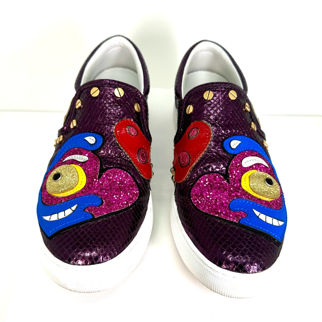 Marc Jacobs: Dark Purple Metallic Muti-Print Slides Size 9